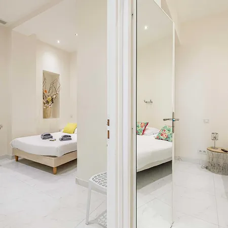 Beautiful Two Bedroom Near Croisette * Cannes